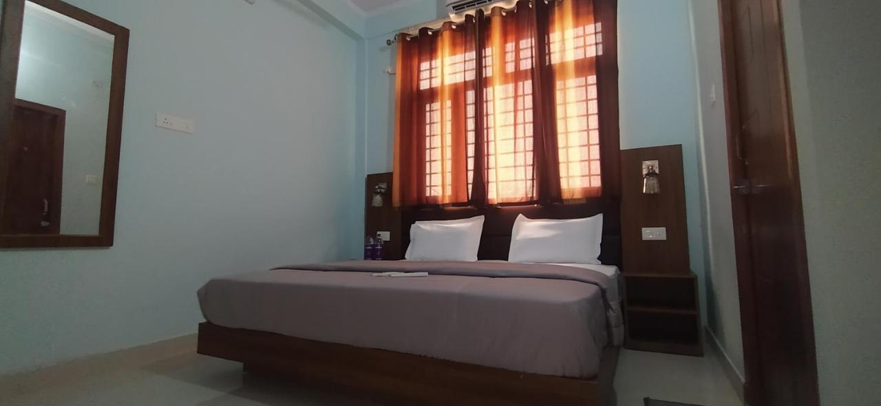 Hotel Comfort Inn Homestay Dehradun Bagian luar foto