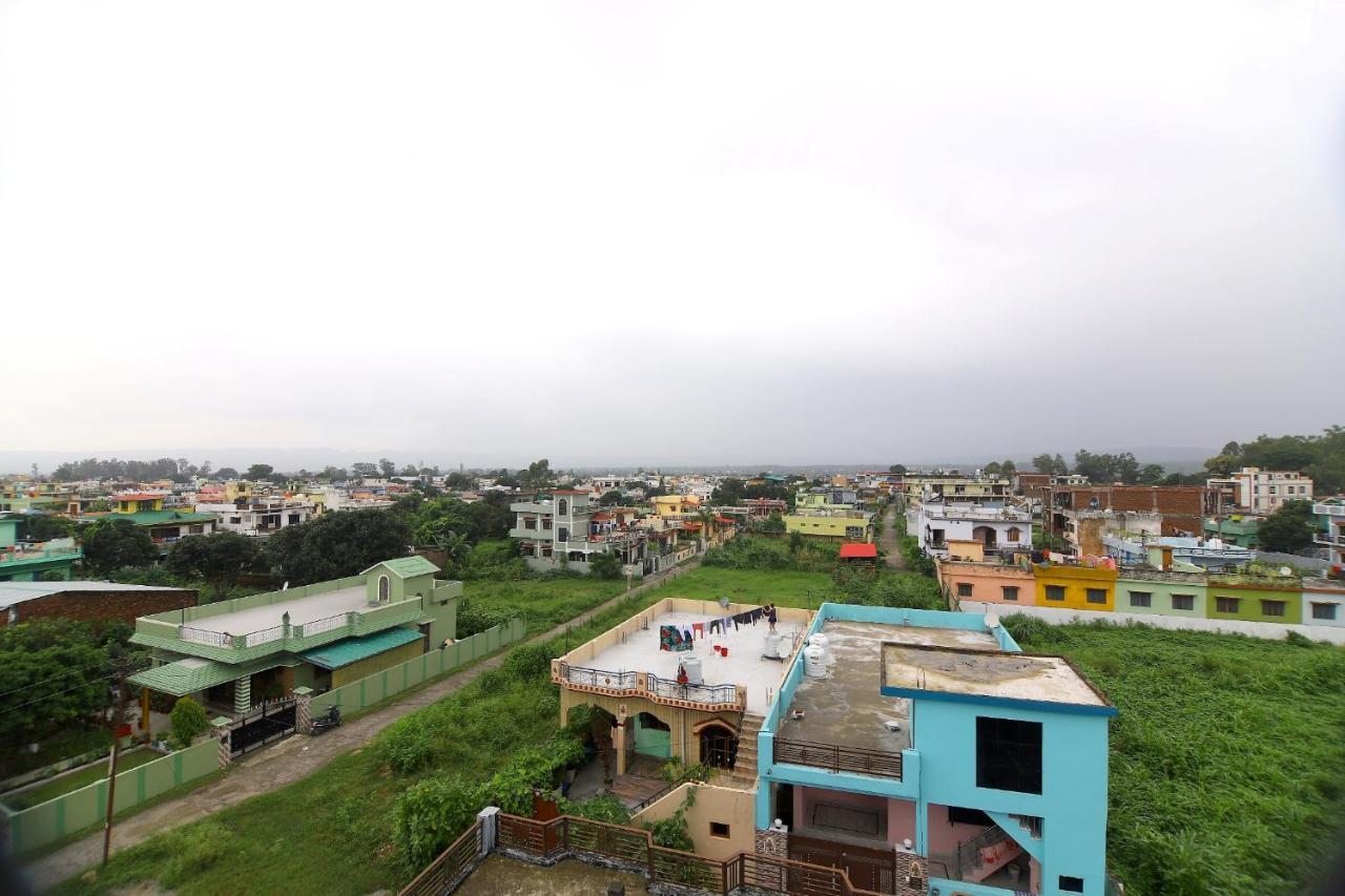 Hotel Comfort Inn Homestay Dehradun Bagian luar foto