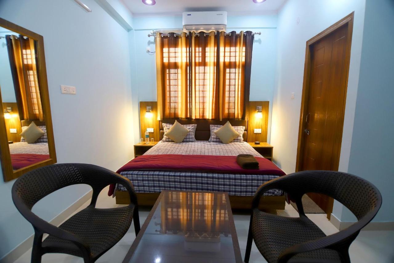 Hotel Comfort Inn Homestay Dehradun Bagian luar foto