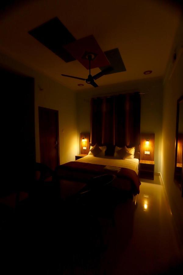 Hotel Comfort Inn Homestay Dehradun Bagian luar foto