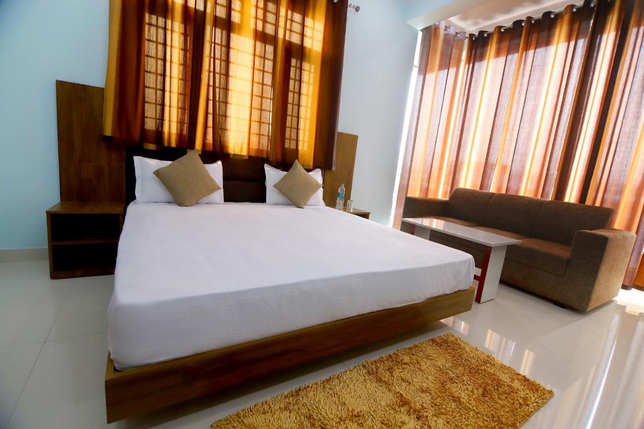 Hotel Comfort Inn Homestay Dehradun Bagian luar foto
